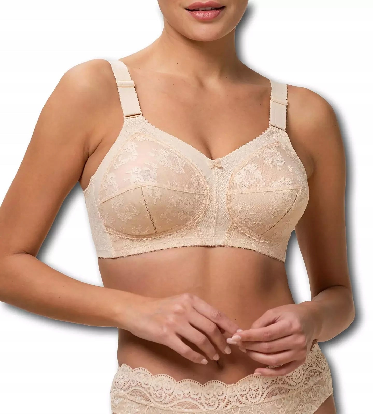 Pack of 4  Exclusive Offer:Triumph Doreen world Famous bra +Free shipping ❤️