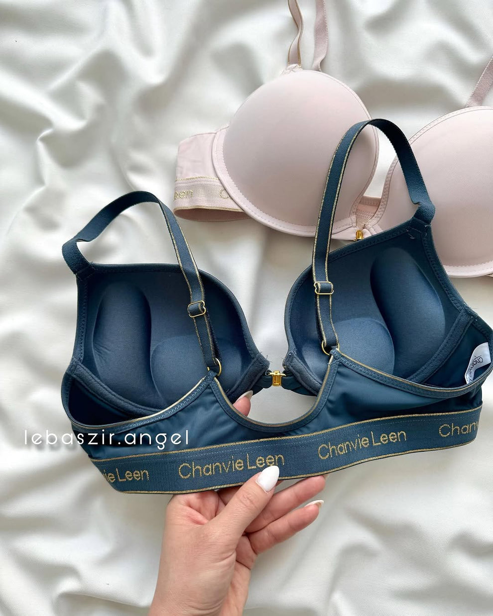 Best Q Premium Quality front buckle Double padded underwire bra ❤️
